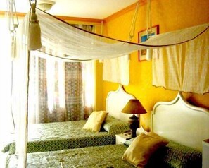 In-room safe, free WiFi - San Andres Noble House Hotel (San Andrés)