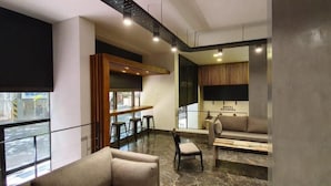 Unclassified image, 2 of 55, button - Hotel Mendoza (Mendoza)