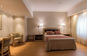 Executive Room, 1 Double Bed | Egyptian cotton sheets, premium bedding, memory-foam beds, minibar
