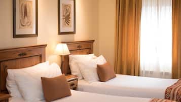 Apartment (3 People) | Minibar, in-room safe, free cribs/infant beds, free WiFi