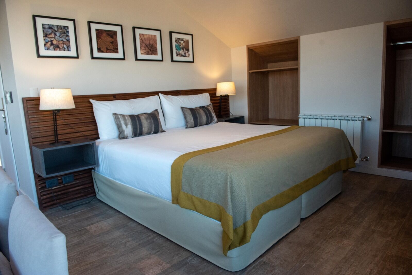 luxury studio suite | 1 bedroom, minibar, in-room safe, free wifi