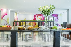 Daily buffet breakfast (THB 558.00 per person)
