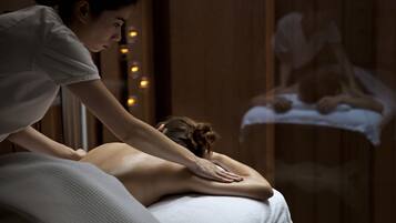 Couples treatment rooms, hot tub, steam room, body treatments