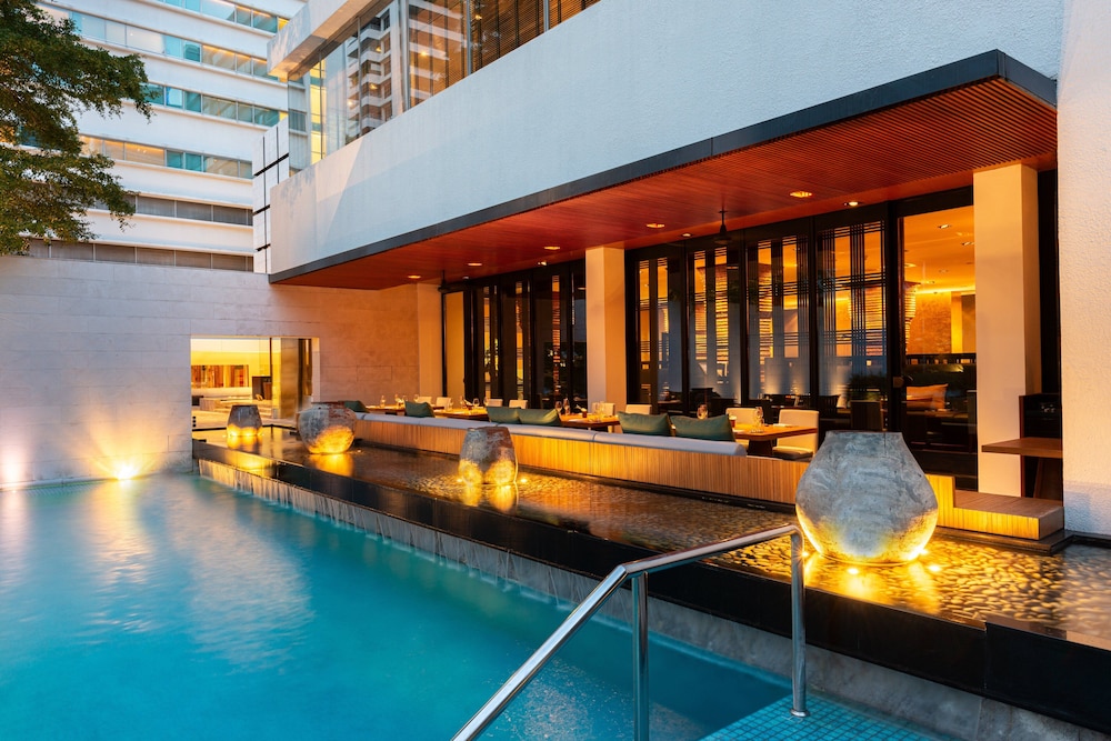 COMO Metropolitan Bangkok by null