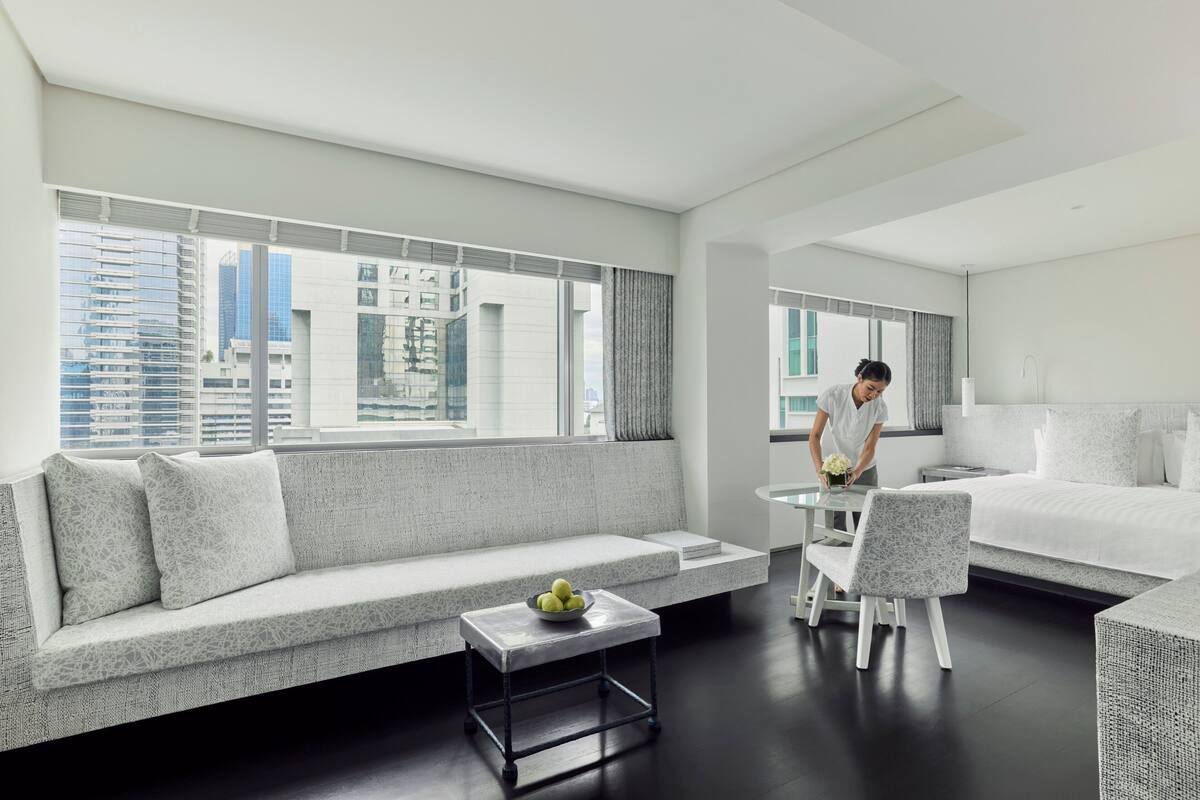 Studio | Egyptian cotton sheets, premium bedding, minibar, in-room safe