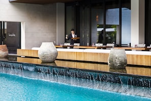 2 restaurants, breakfast, lunch, dinner served; Thai cuisine - COMO Metropolitan Bangkok (Bangkok)