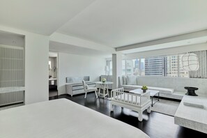 Lakens van Egyptisch katoen, luxe beddengoed, een minibar