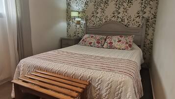 Kostenlose Toilettenartikel, Haartrockner, Bidet, HandtĂŒcher