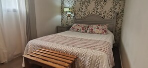 Free toiletries, hair dryer, bidet, towels - Hotel Corona de Atarfe (Atarfe)