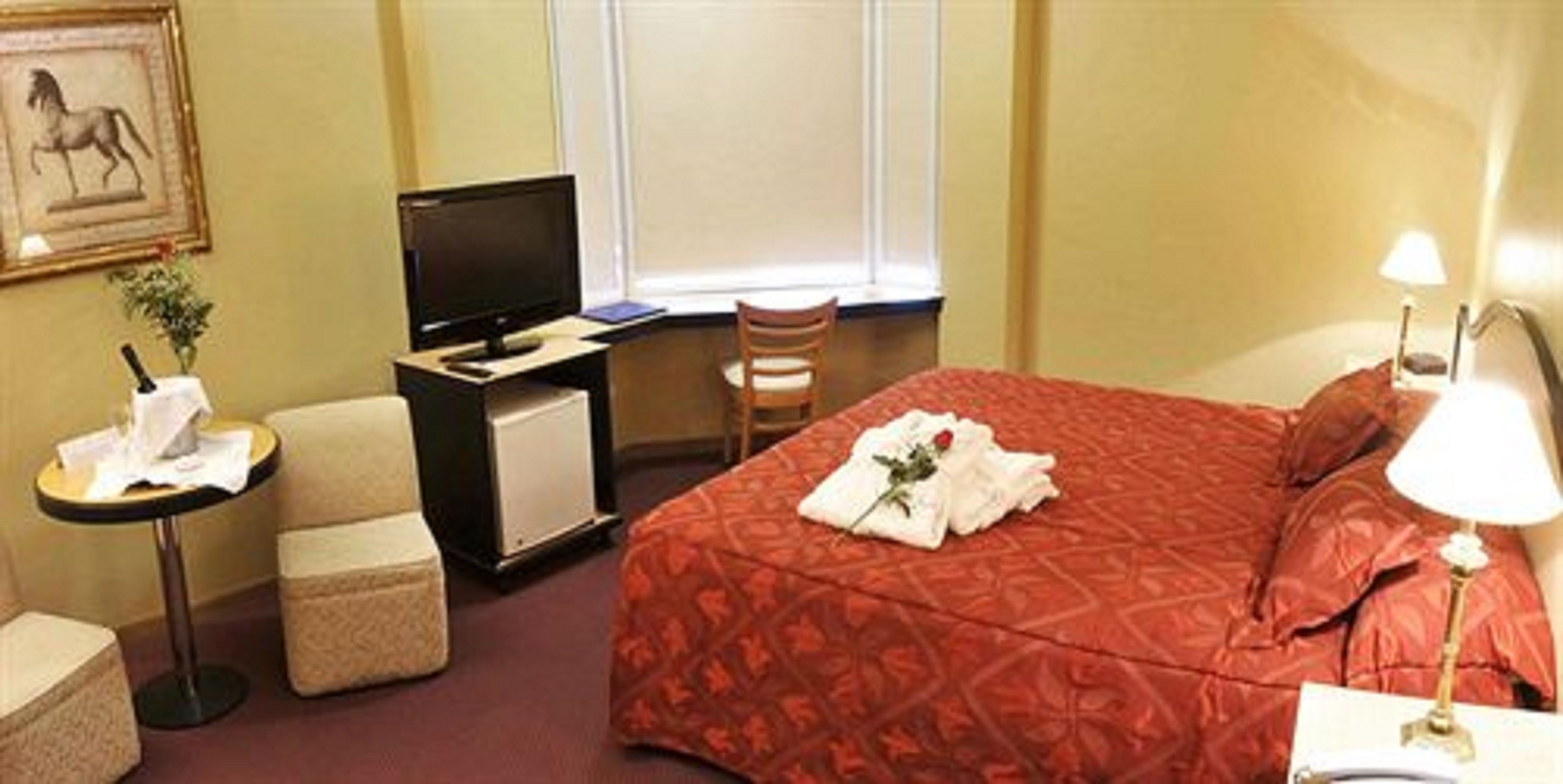 minibar, in-room safe, desk, free cots/infant beds