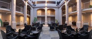 Café da manhã, almoço e jantar