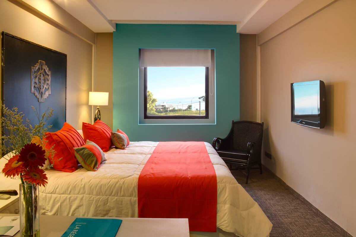 Deluxe Double or Twin Room | View from room