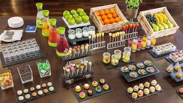 Daily buffet breakfast for a fee