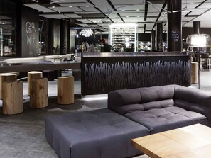 Bar (on property) - Novotel Bern Expo (Bern)