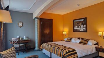 Kahden hengen standard-huone (kaksi sänkyä) | 1 makuuhuone, untuvapeitot, tallelokero huoneessa, työpöytä