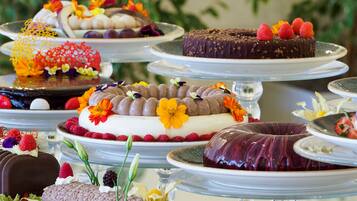 Tägliches inbegriffenes Frühstücksbuffet