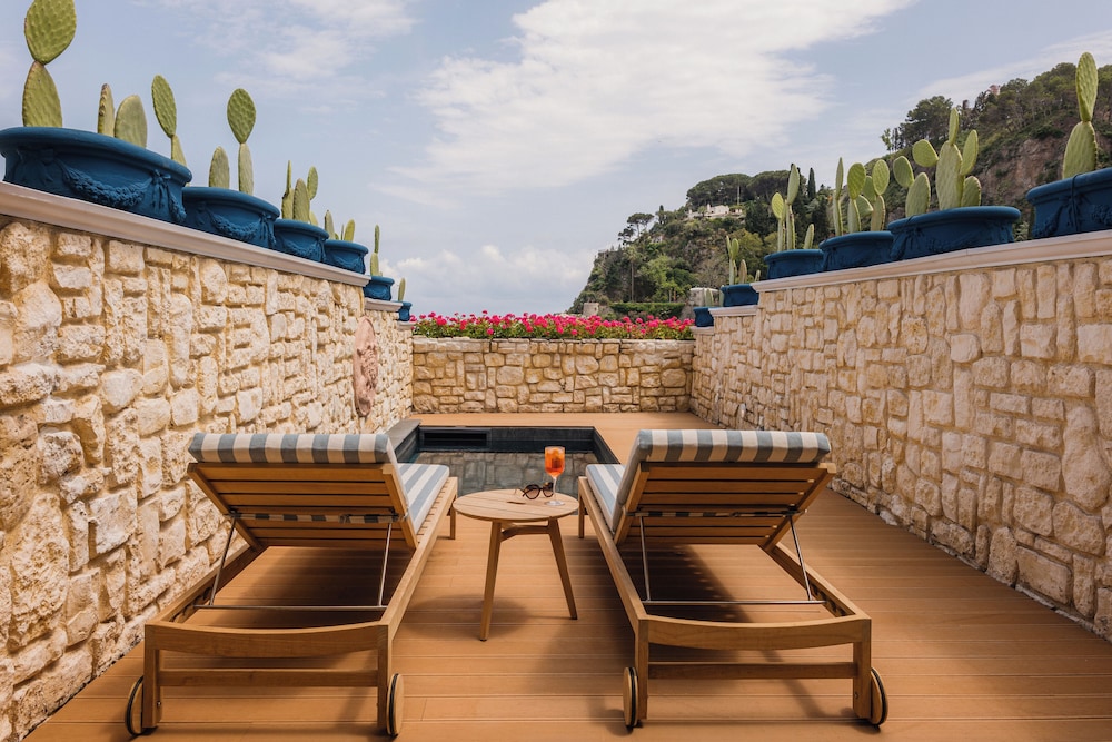 Mazzarò Sea Palace by null