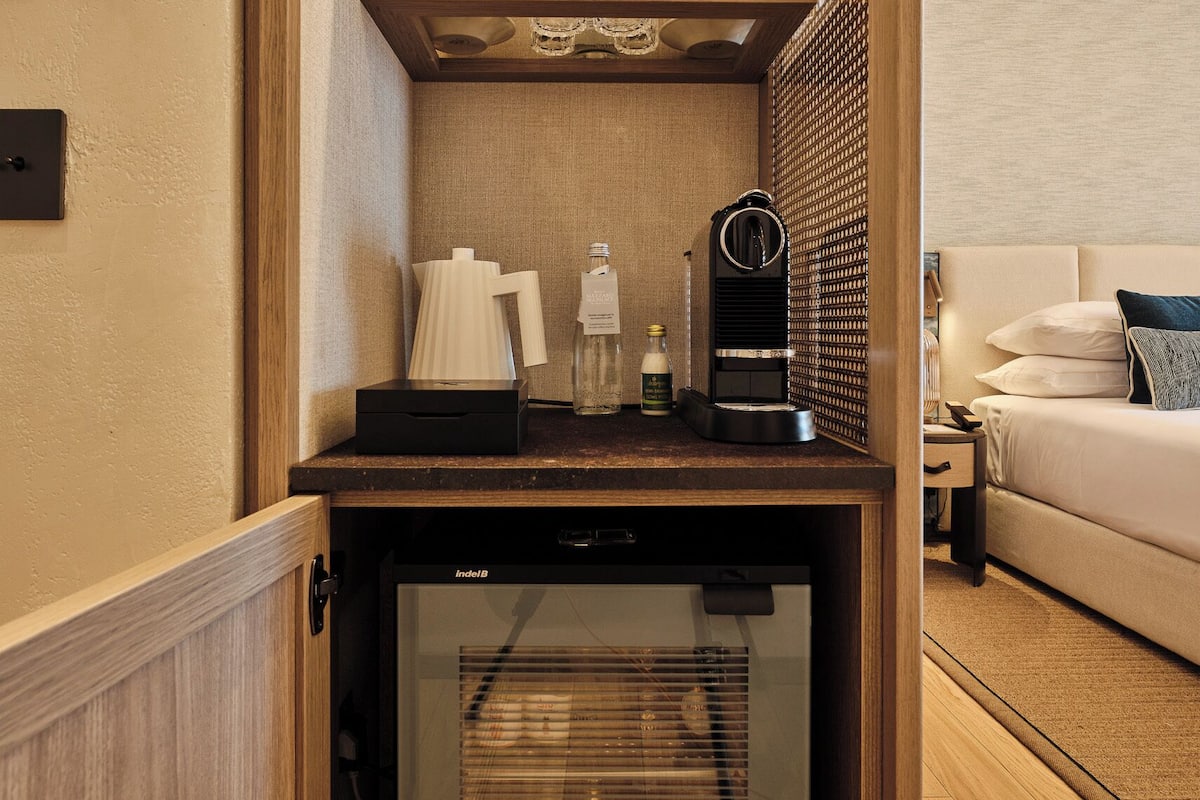 Minibar