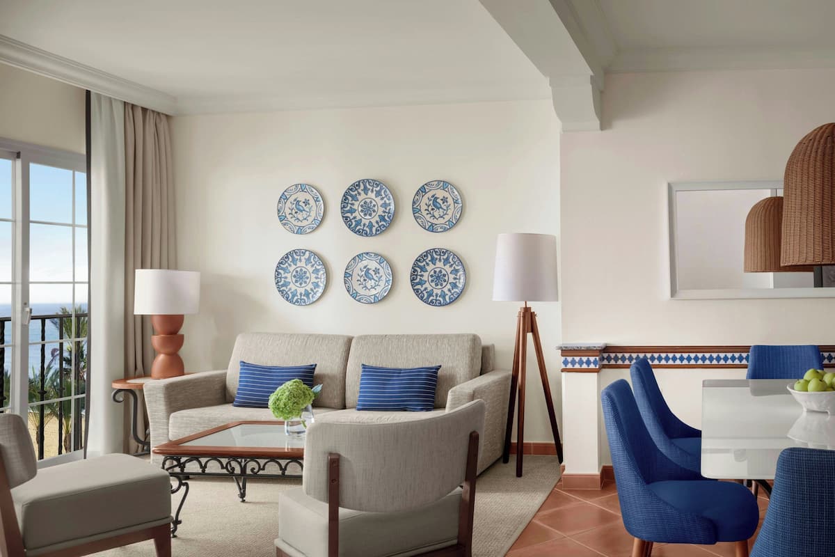 Televisión LCD de 32 pulgadas con canales vía satélite y televisión