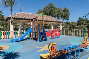 Children’s play area – outdoor