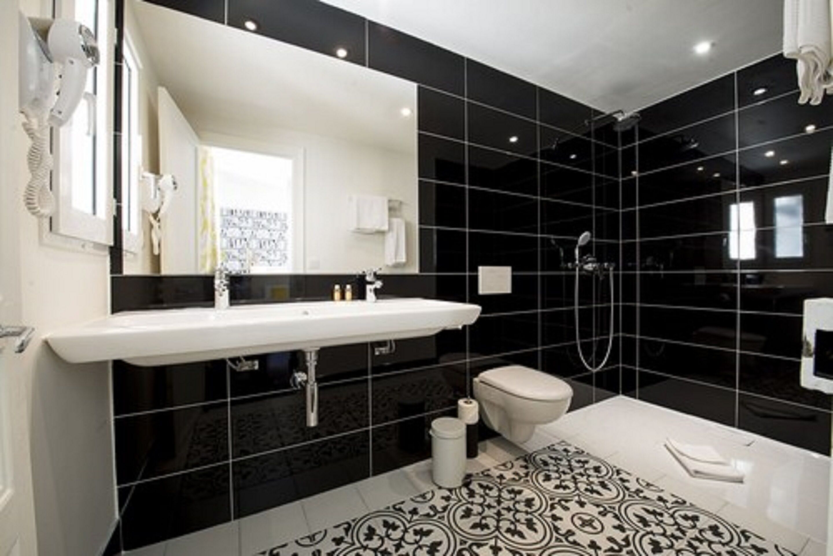 Foto - Hôtel des Batignolles