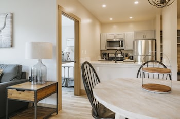 Condo, 1 Bedroom (One Bedroom Condominium) | Private kitchen | Fridge, microwave, oven, stovetop at Juniper Springs Resort