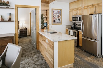 Condo, 2 Bedrooms (Two Bedroom Condominium with 2 Twins) | Private kitchen | Fridge, microwave, oven, stovetop at Juniper Springs Resort