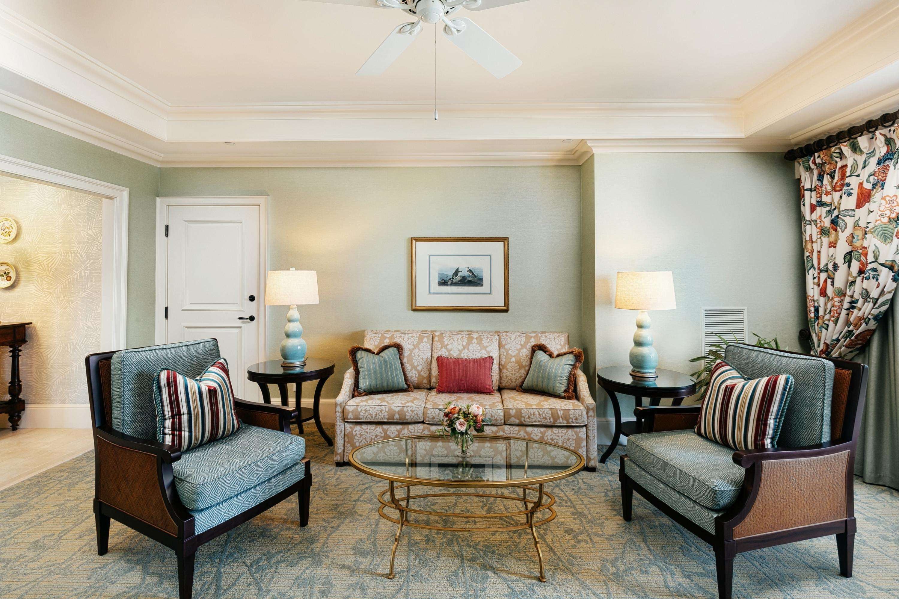 suite, oceanfront | premium bedding, minibar, in-room safe, desk