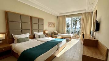 1 bedroom, minibar, in-room safe, free cots/infant beds