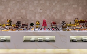 Petit déjeuner buffet compris tous les jours