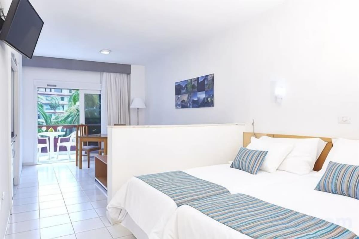 Junior Suites with Garden or Pool Views (2 Adults + 1 Child)