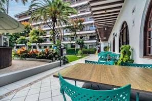 Breakfast, lunch and dinner served - Coral Teide Mar (Puerto de la Cruz)