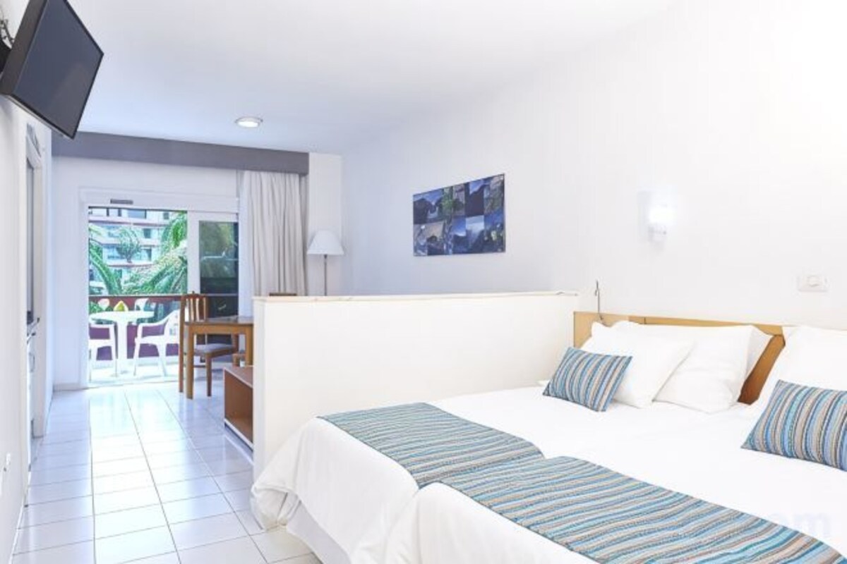 Junior Suites with Garden or Pool Views (2 Adults + 1 Child)