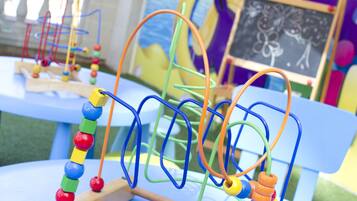 Área de juegos infantiles al aire libre