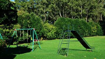 Children’s play area – outdoor