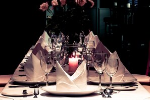 Breakfast, lunch and dinner served  - TF Royal Hotel (Castlebar)