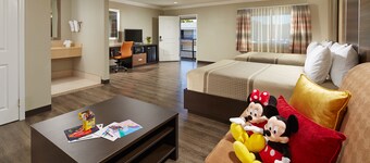 Eden Roc Inn & Suites