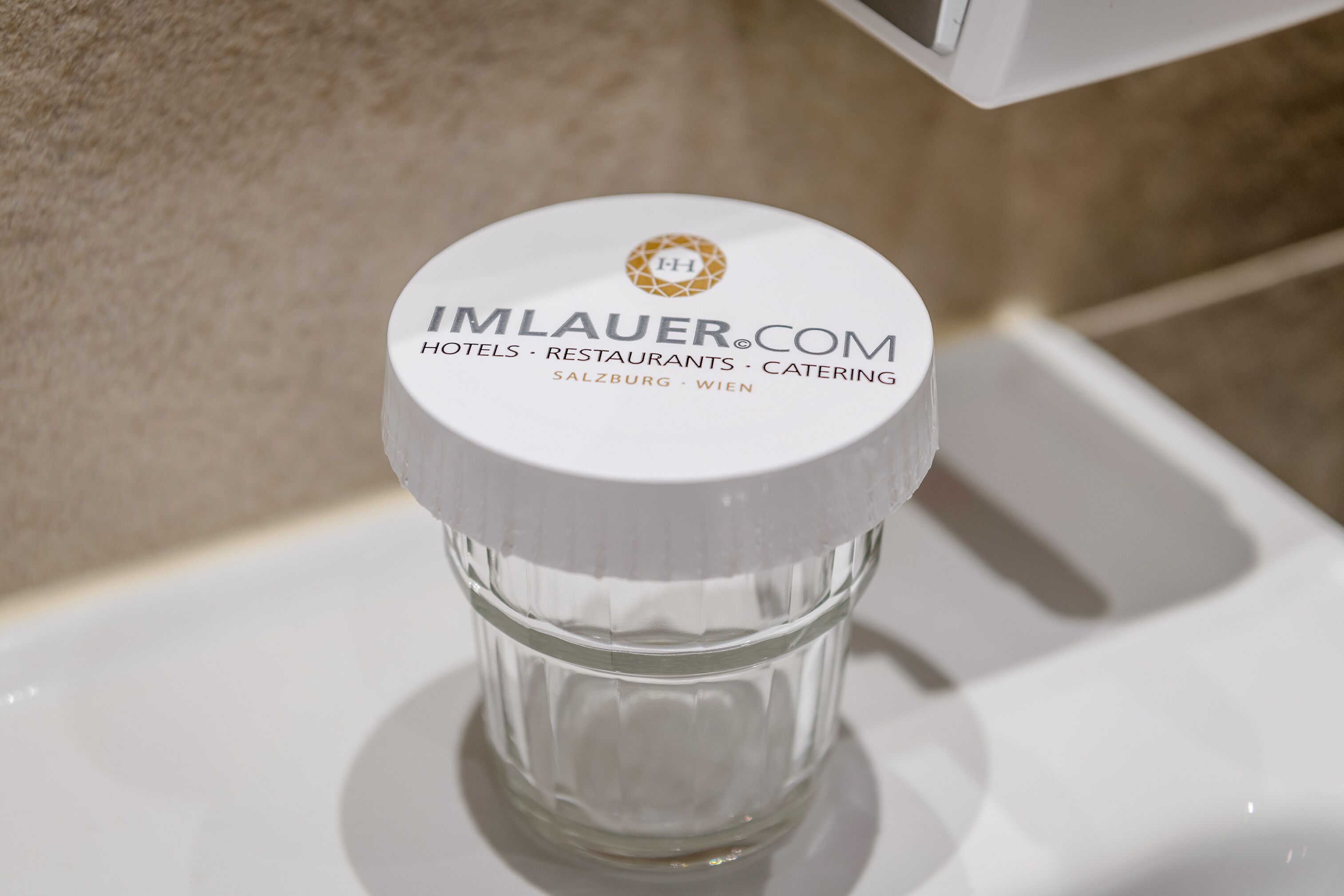 combined shower/bathtub, free toiletries, hair dryer, towels