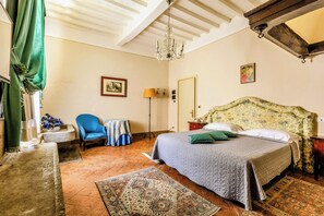 Superior-Doppelzimmer | Hochwertige Bettwaren, Daunenbettdecken, Minibar, Zimmersafe