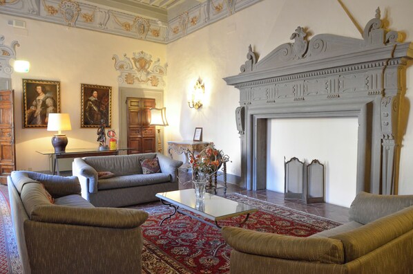 32-inch TV with satellite channels - Hotel San Michele (Cortona)