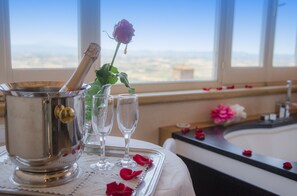 Habitación romántica doble | Bañera de hidromasaje privada