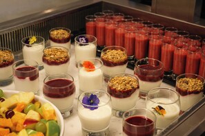 Desayuno completo todos los días (con cargo)
