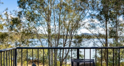 Noosa Lakes Resort