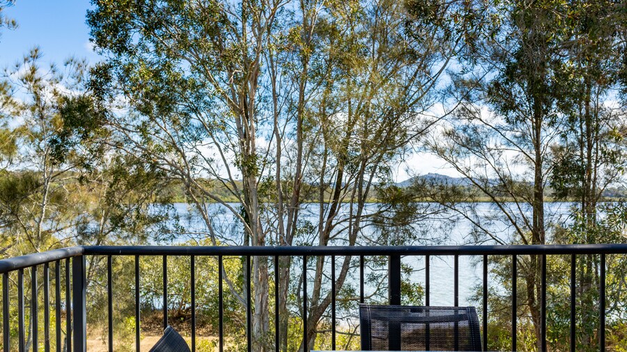 Noosa Lakes Resort