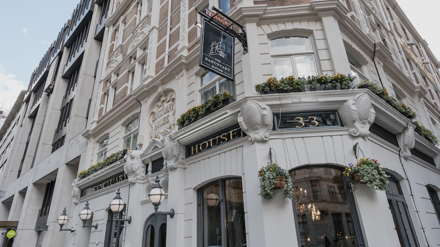 The Sanctuary House Hotel