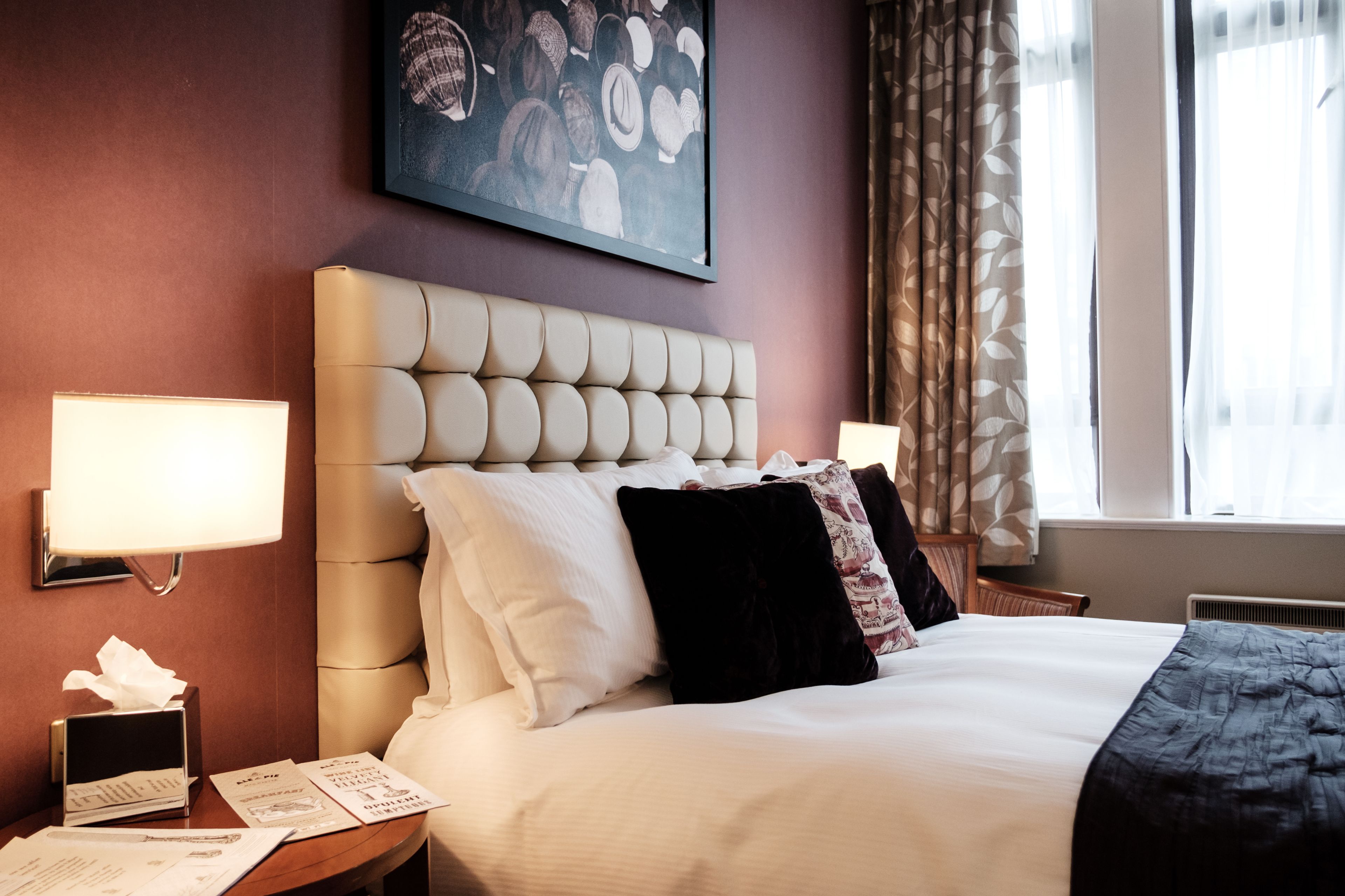 standard double room, 1 double bed | in-room safe, individually decorated, desk, iron/ironing board