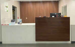 Lobby - Wingate Suites By Wyndham Mansfield (Mansfield)