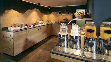 Petit déjeuner buffet compris tous les jours