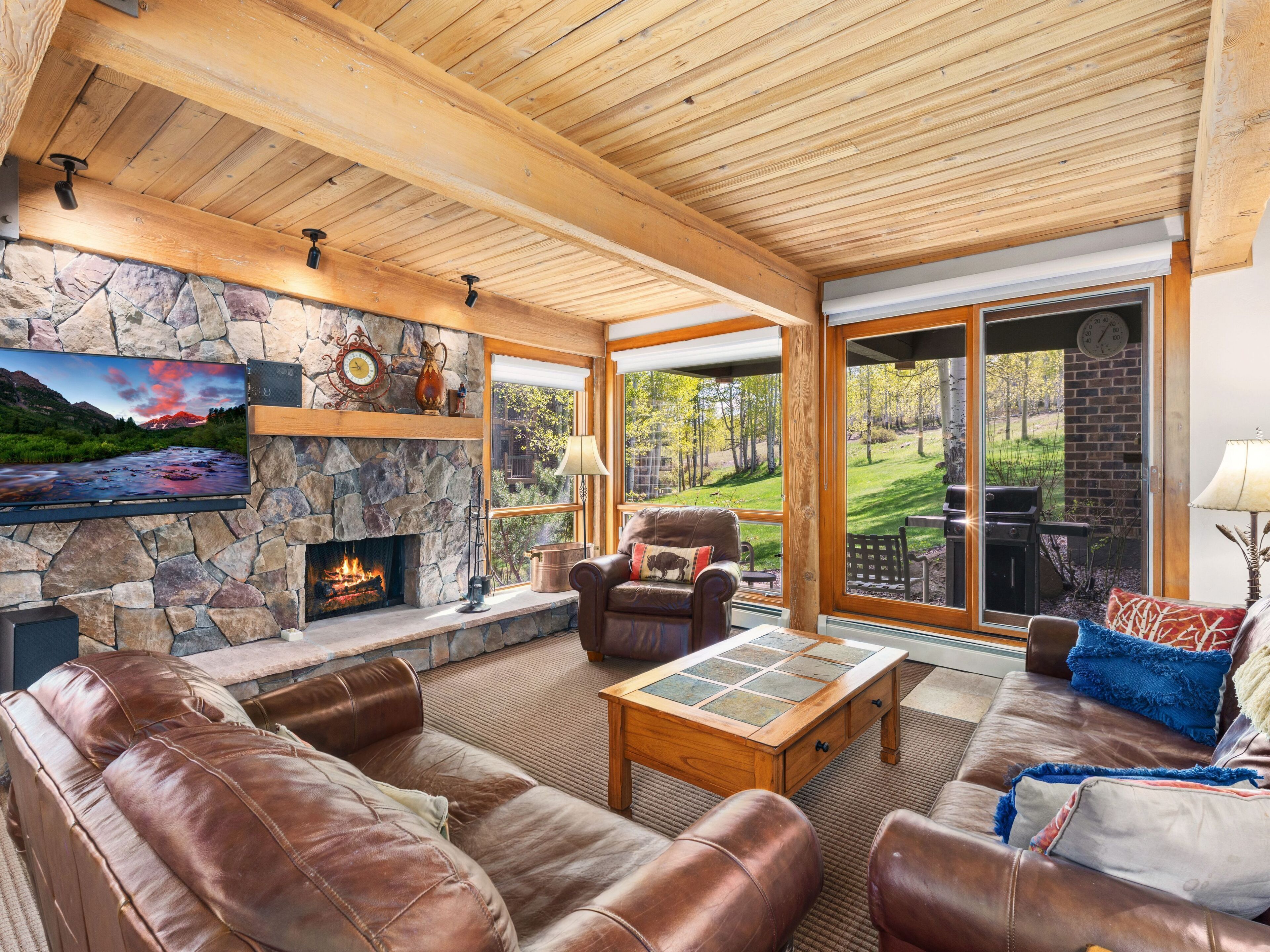 Condo (2 Bedrooms) | Vista frontal de la propiedad