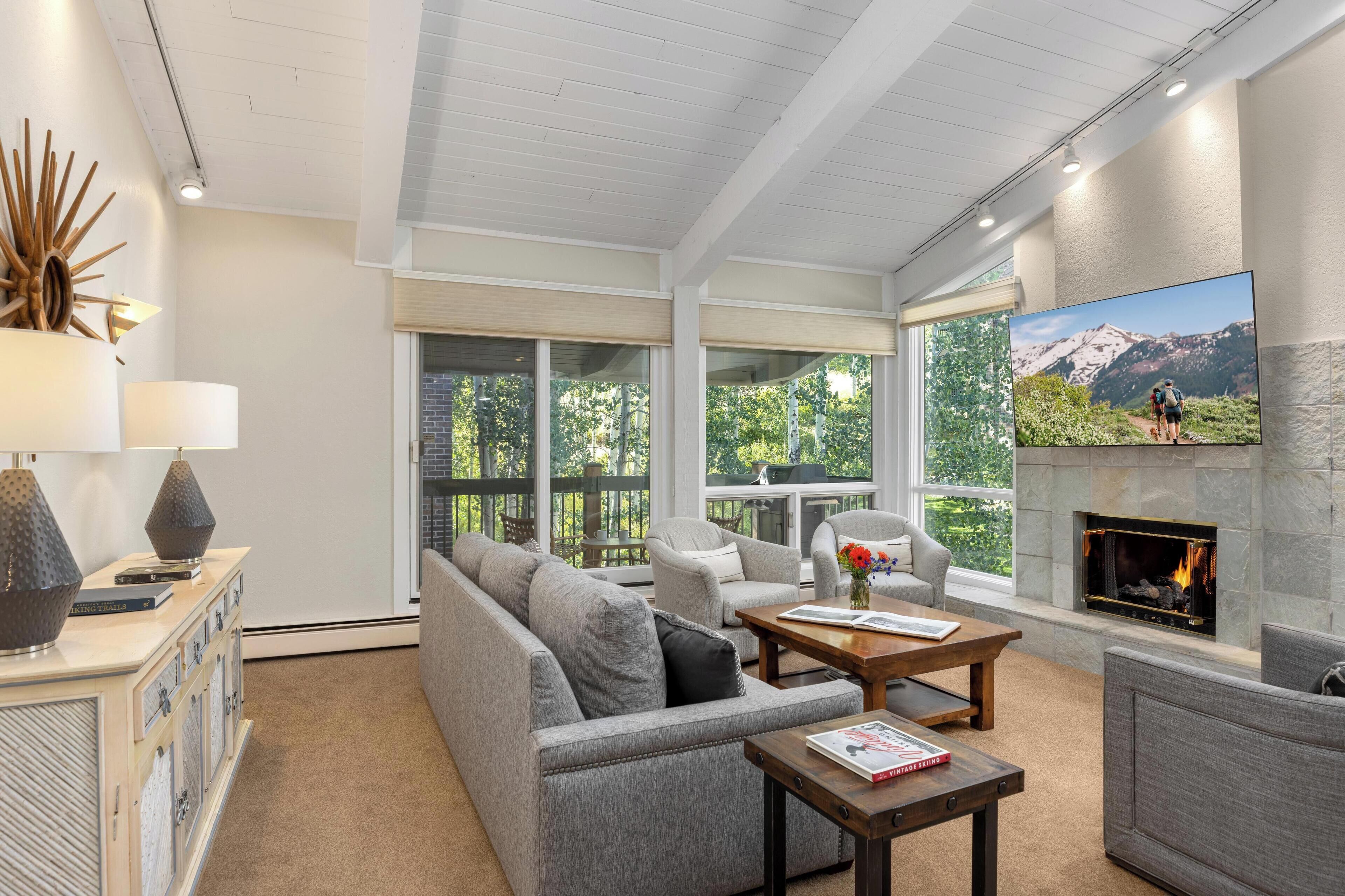 Condo (3 Bedrooms) | Vista frontal de la propiedad